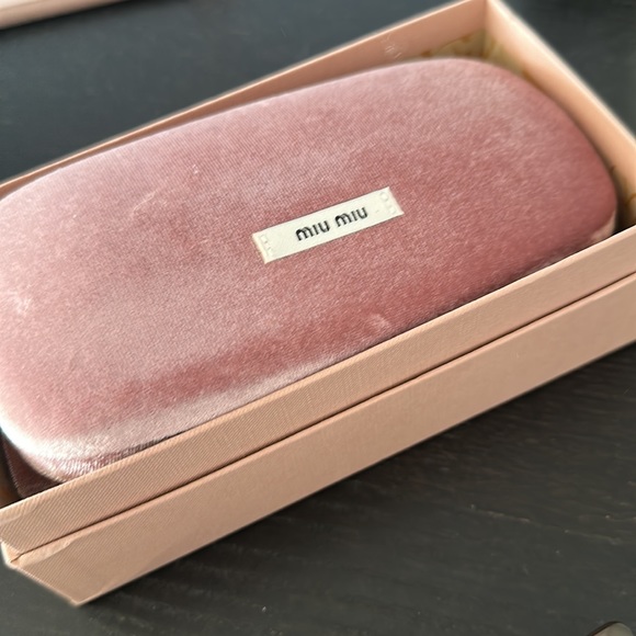 NWT miu miu socit sunglasses - Picture 3 of 4